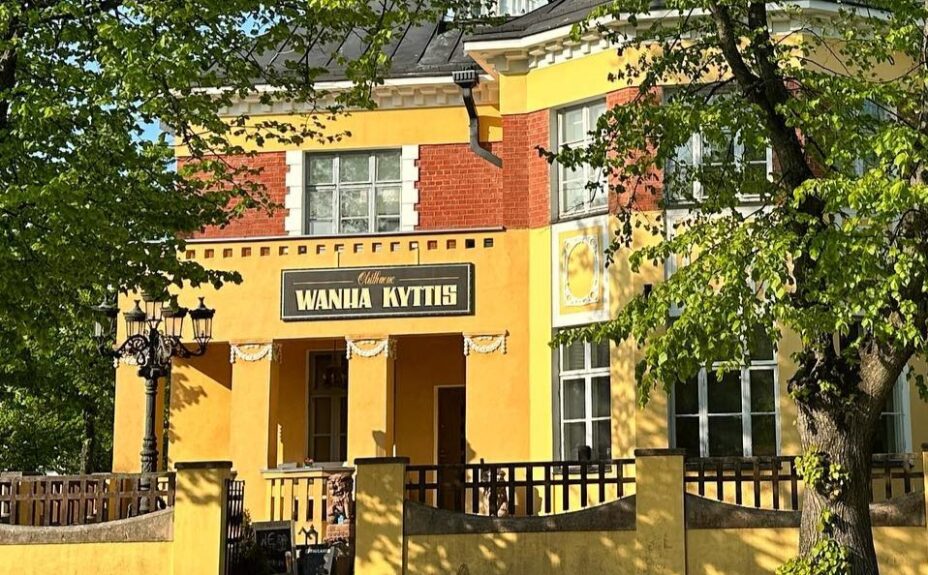 An old Rauma Police station building.