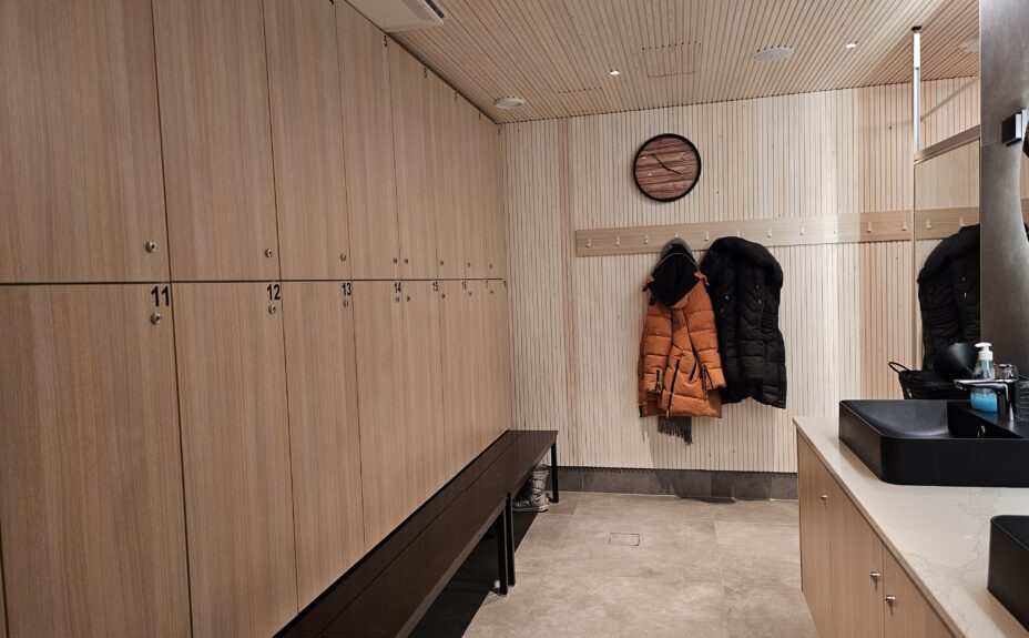 Marina vista sauna pukuhuone tilat.