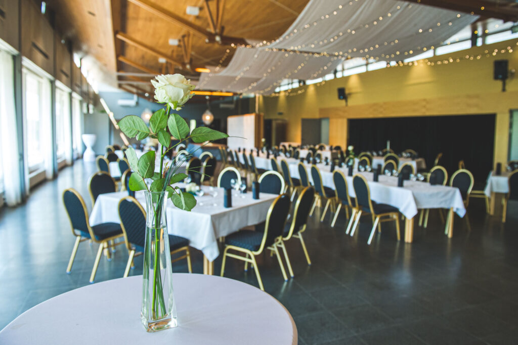 Restaurant Juhlahovi's dining hall.