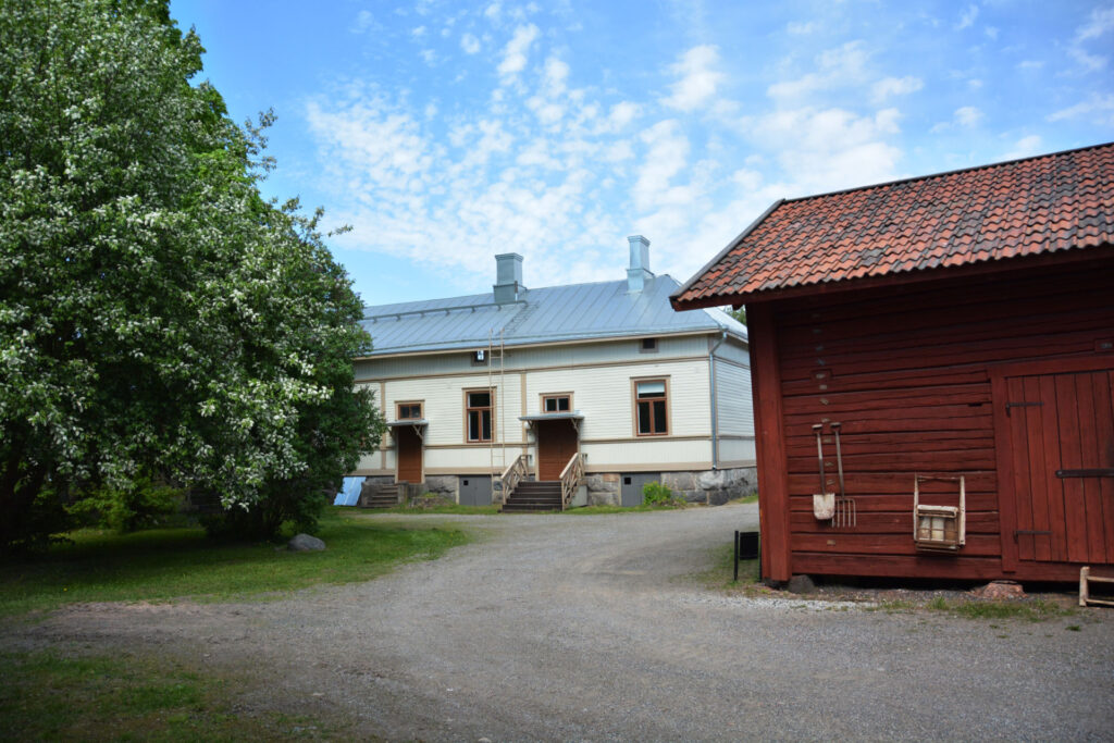 The inner courtyard of Tammela.