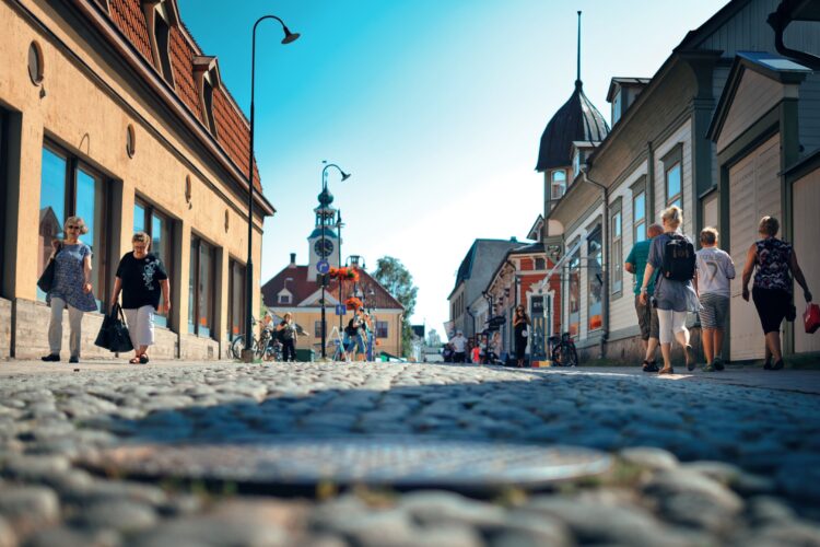 A road in Old Rauma. The Old Town hall in the background.