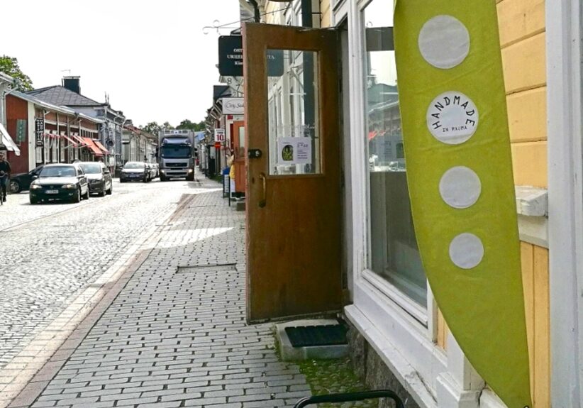 Kirsi Backmanin taidegalleria Vanhassa Raumassa.